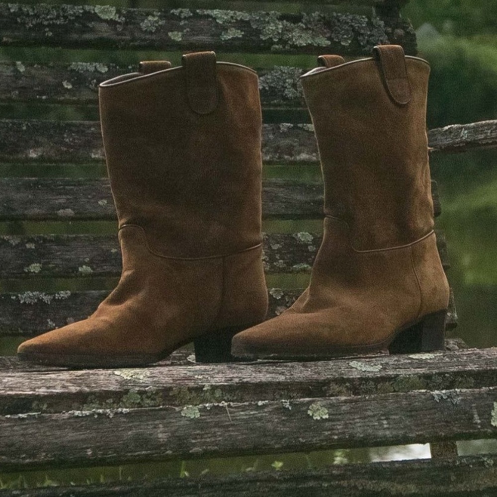 Demi Riviera Moutarde Suede Boots